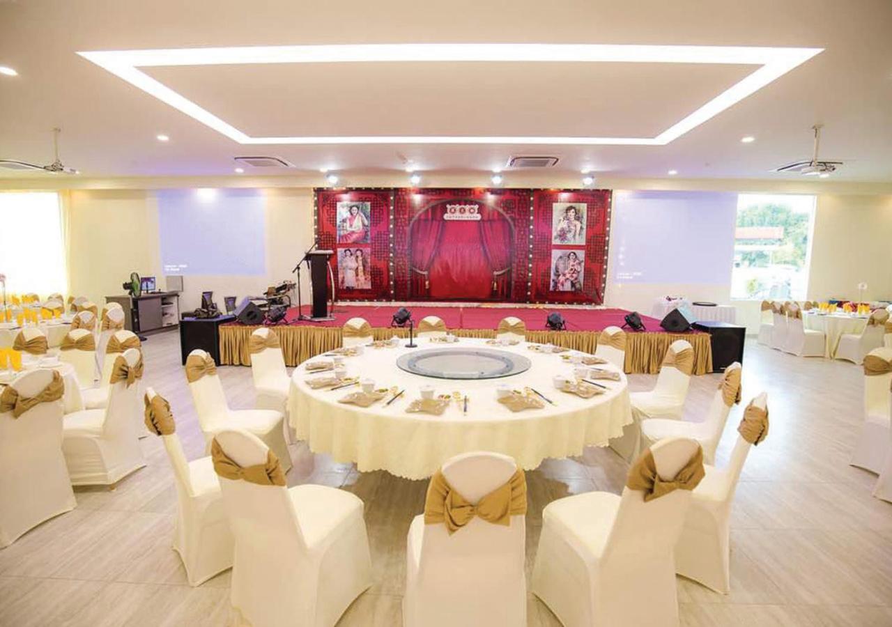 Angsoka Hotel Телук-Интан Экстерьер фото